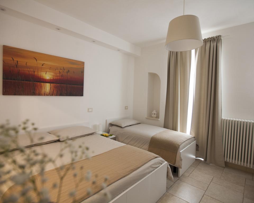 Dimora Nonna Rosa Bed & Breakfast กอนแวร์ซาโน ภายนอก รูปภาพ