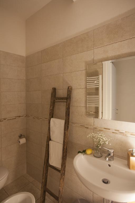 Dimora Nonna Rosa Bed & Breakfast กอนแวร์ซาโน ภายนอก รูปภาพ